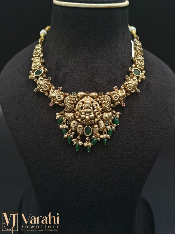 Nakashi  Necklace